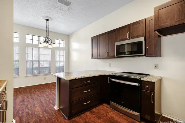 $1,700 | 13003 Beacon Park Drive, San Antonio, TX 78249