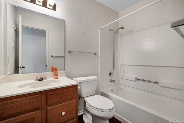 $1,700 | 13003 Beacon Park Drive, San Antonio, TX 78249