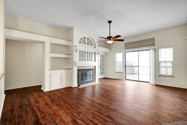 $2,135 | 13003 Beacon Park Drive, San Antonio, TX 78249