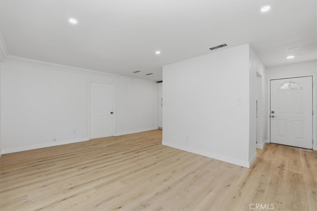 6490 Hillside Avenue Riverside, CA 92504 - Photo 5 of 30