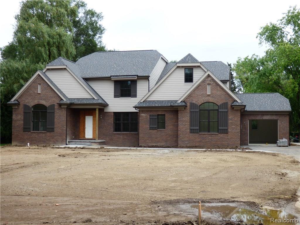 6775 Wing Lake Road Bloomfield Hills, MI 48301 - Photo 1 of 30 P1010107.JPG