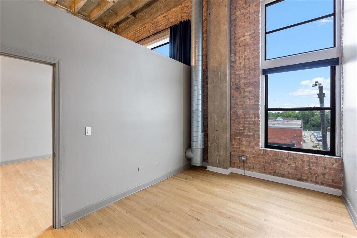 2545 South Dearborn Street, Unit 331 Chicago, IL 60616 - Photo 14 of 33