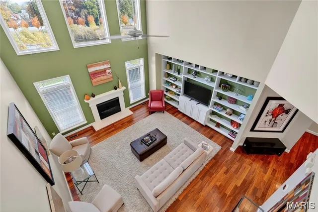 $799,900 | 24 Towerbridge Place, St. Charles, MO 63303