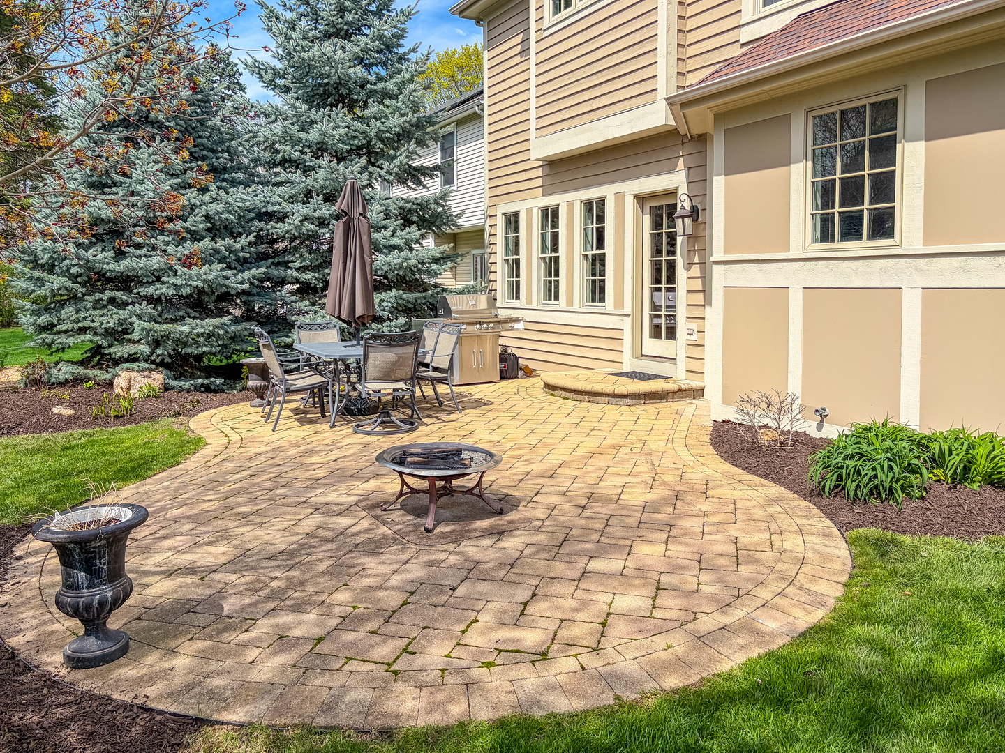 119 West Roslyn Road Barrington, IL 60010 - Photo 8 of 8