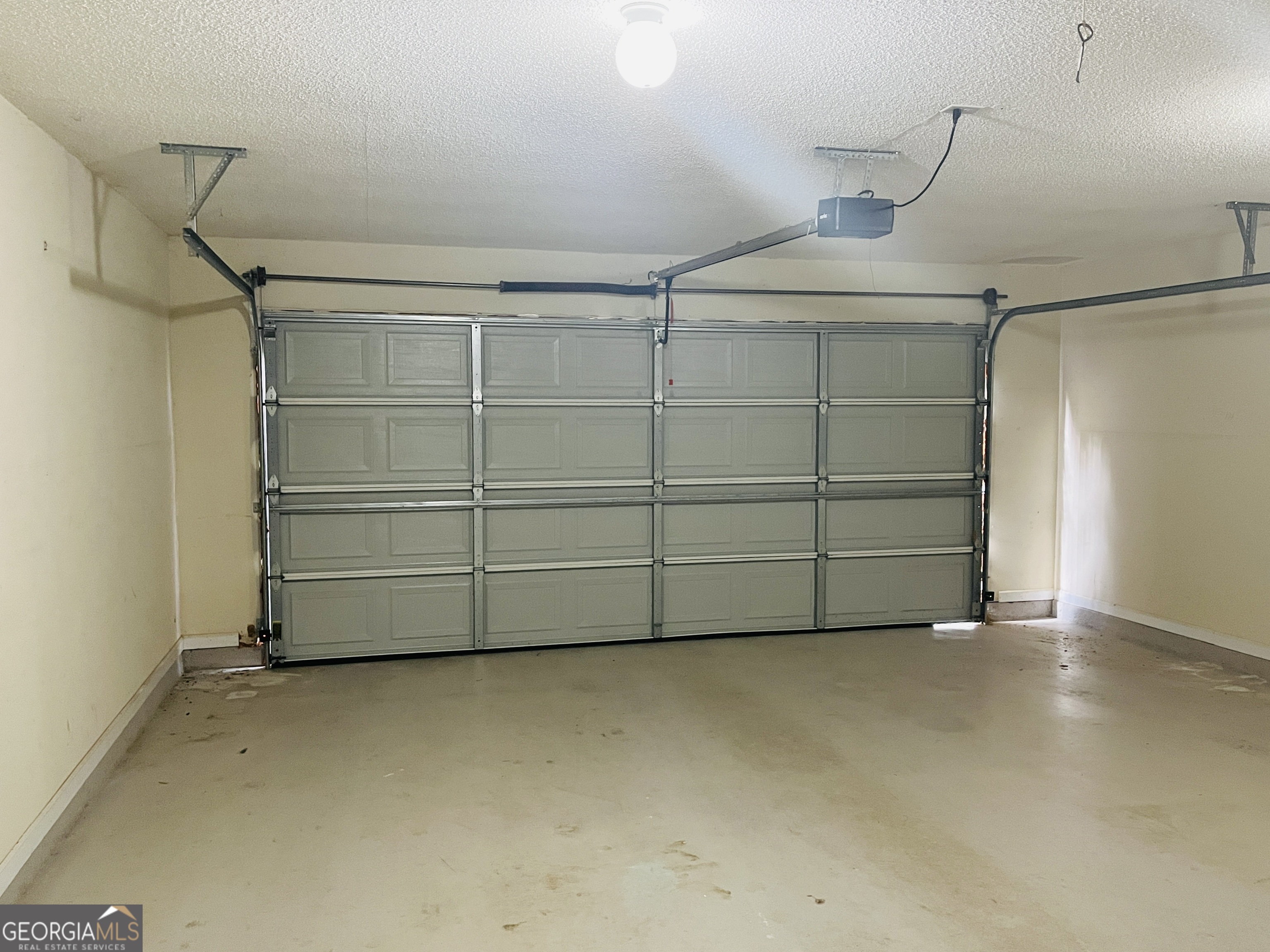 62 Green Spring Newnan, GA 30265 - Photo 27 of 31 a view of a garage