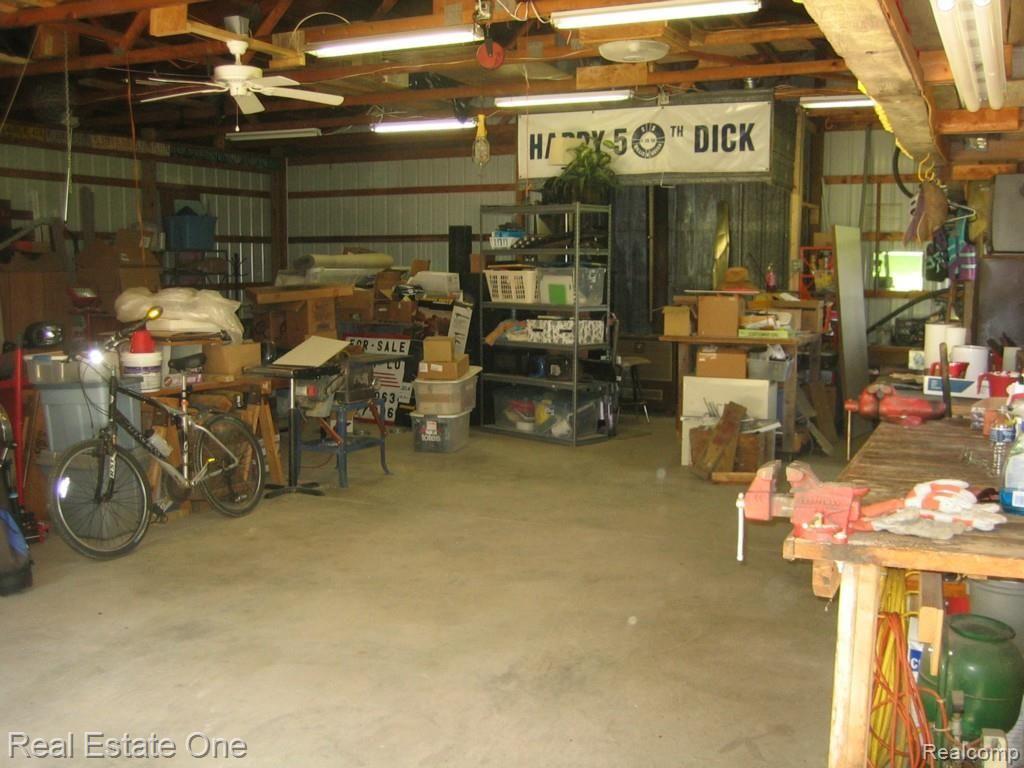 9910 Ellis Road Clarkston, MI 48348 - Photo 24 of 32 SHOP INTERIOR
