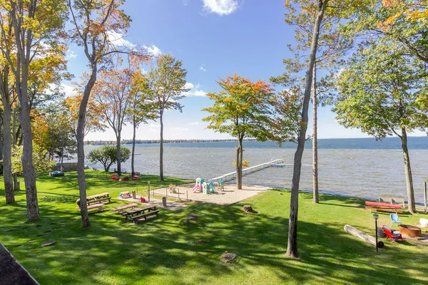 $1,250,000 | 104 West Houghton Lake Drive, Prudenville, MI 48651