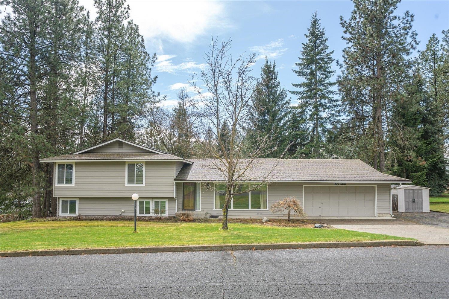 4722 East Lane Park Road Mead, WA 99021 - Photo 1 of 48