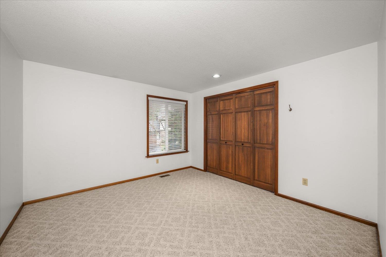4722 East Lane Park Road Mead, WA 99021 - Photo 25 of 48