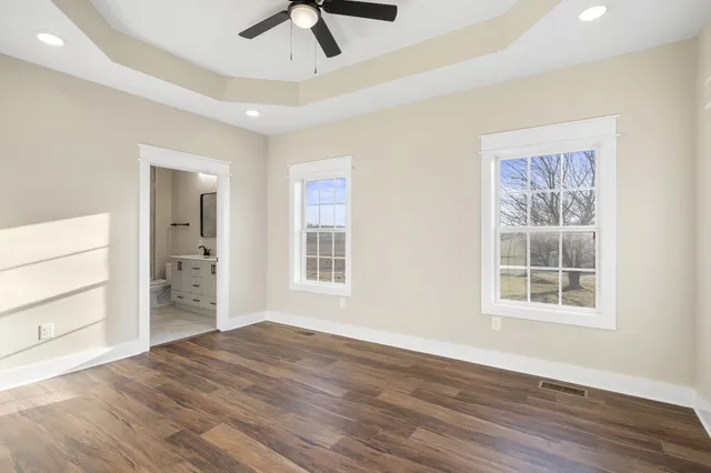 $369,900 | 1923 Highway 259, Portland, TN 37148