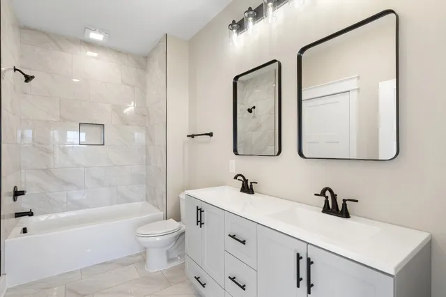 $369,900 | 1923 Highway 259, Portland, TN 37148