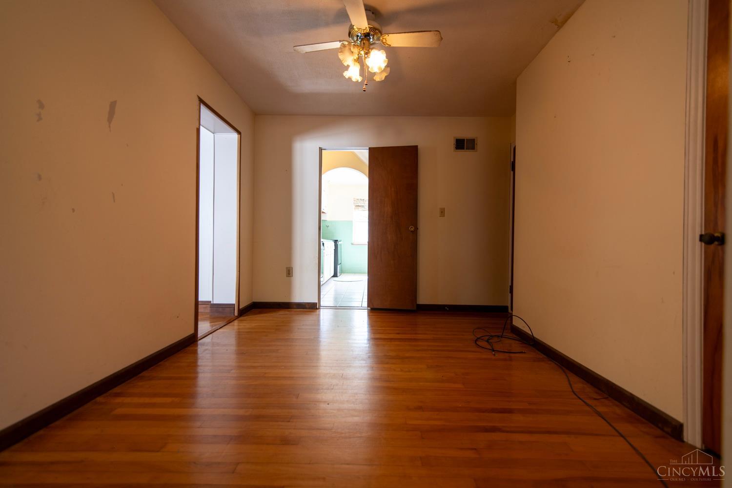 226 Kings Mills Road Mason, OH 45040 - Photo 9 of 17 Gallery Image 9
