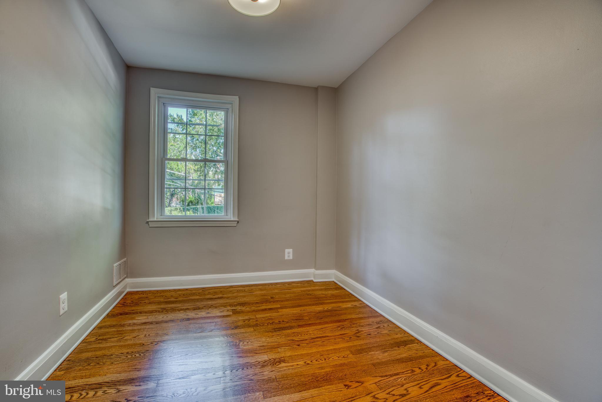 113 Brandon Road Baltimore, MD 21212 - Photo 17 of 27 Bedroom 3