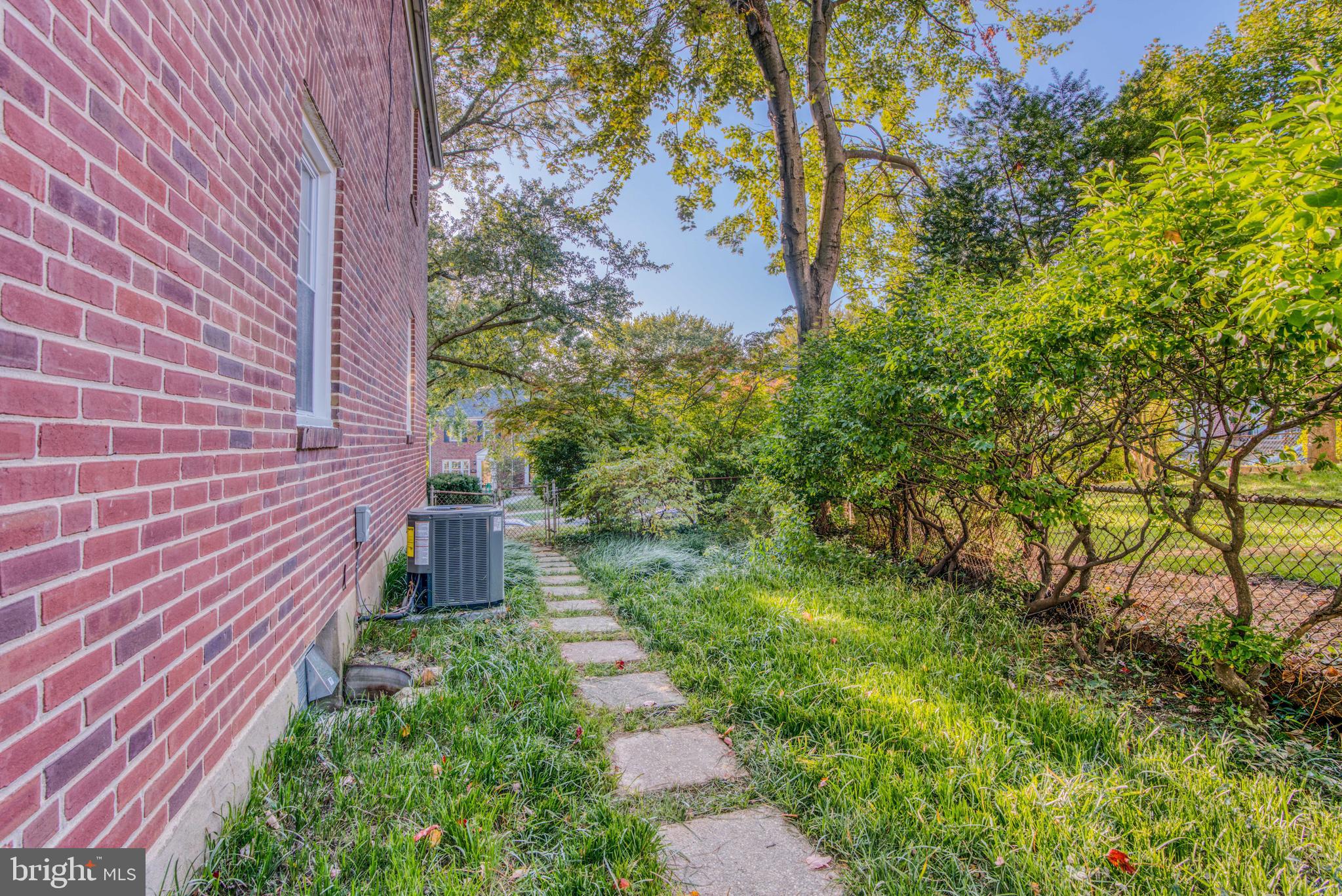 113 Brandon Road Baltimore, MD 21212 - Photo 26 of 27 Side