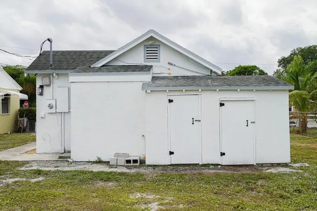 $269,000 | 908 West 5th Street, Riviera Beach, FL 33404