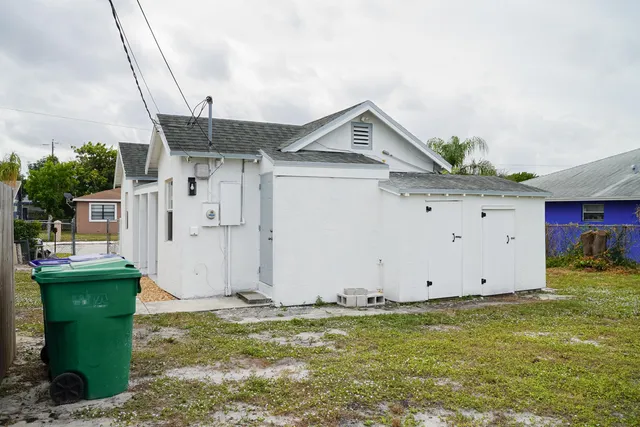 $269,000 | 908 West 5th Street, Riviera Beach, FL 33404