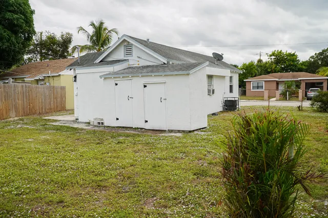 $269,000 | 908 West 5th Street, Riviera Beach, FL 33404