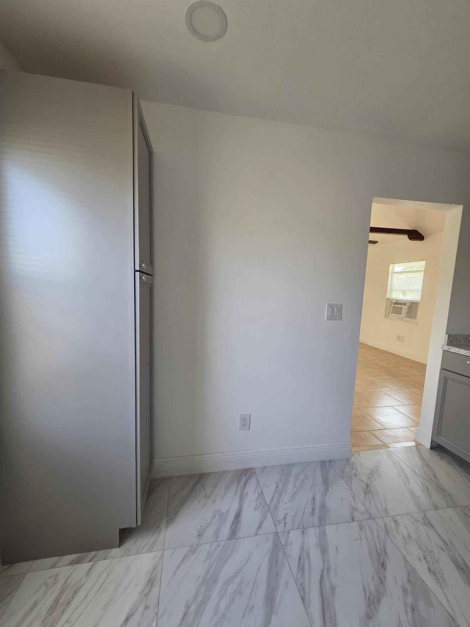 908 West 5th Street Riviera Beach, FL 33404 - Photo 34 of 40 ANGLE FROM KITCHEN