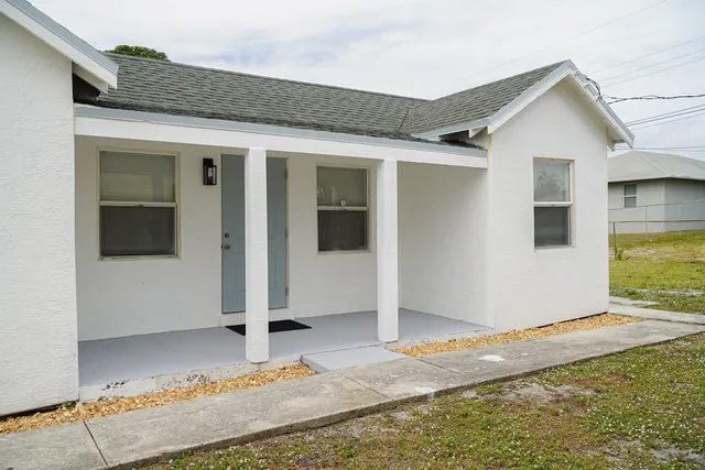 $269,000 | 908 West 5th Street, Riviera Beach, FL 33404