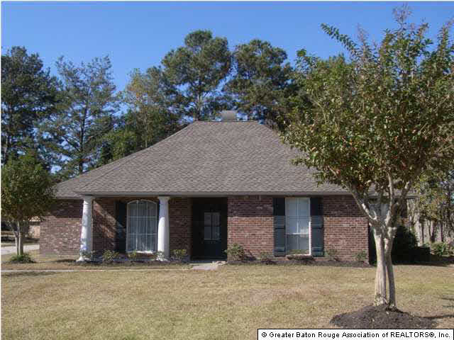 208 Donovan Court Baton Rouge, LA 70815 - Photo 1 of 15 Gallery Image 1