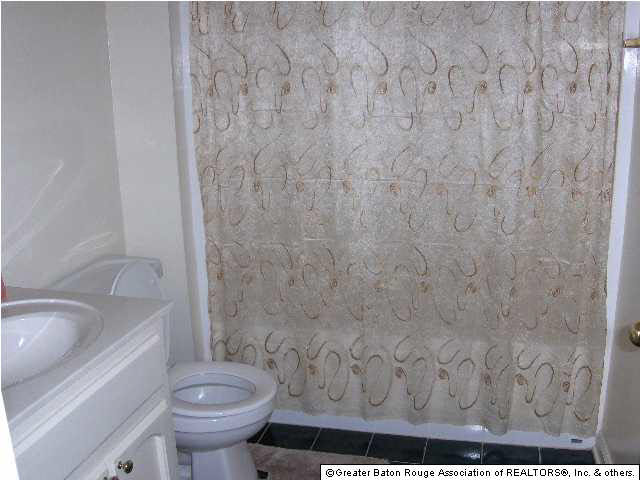 208 Donovan Court Baton Rouge, LA 70815 - Photo 13 of 15 Gallery Image 13