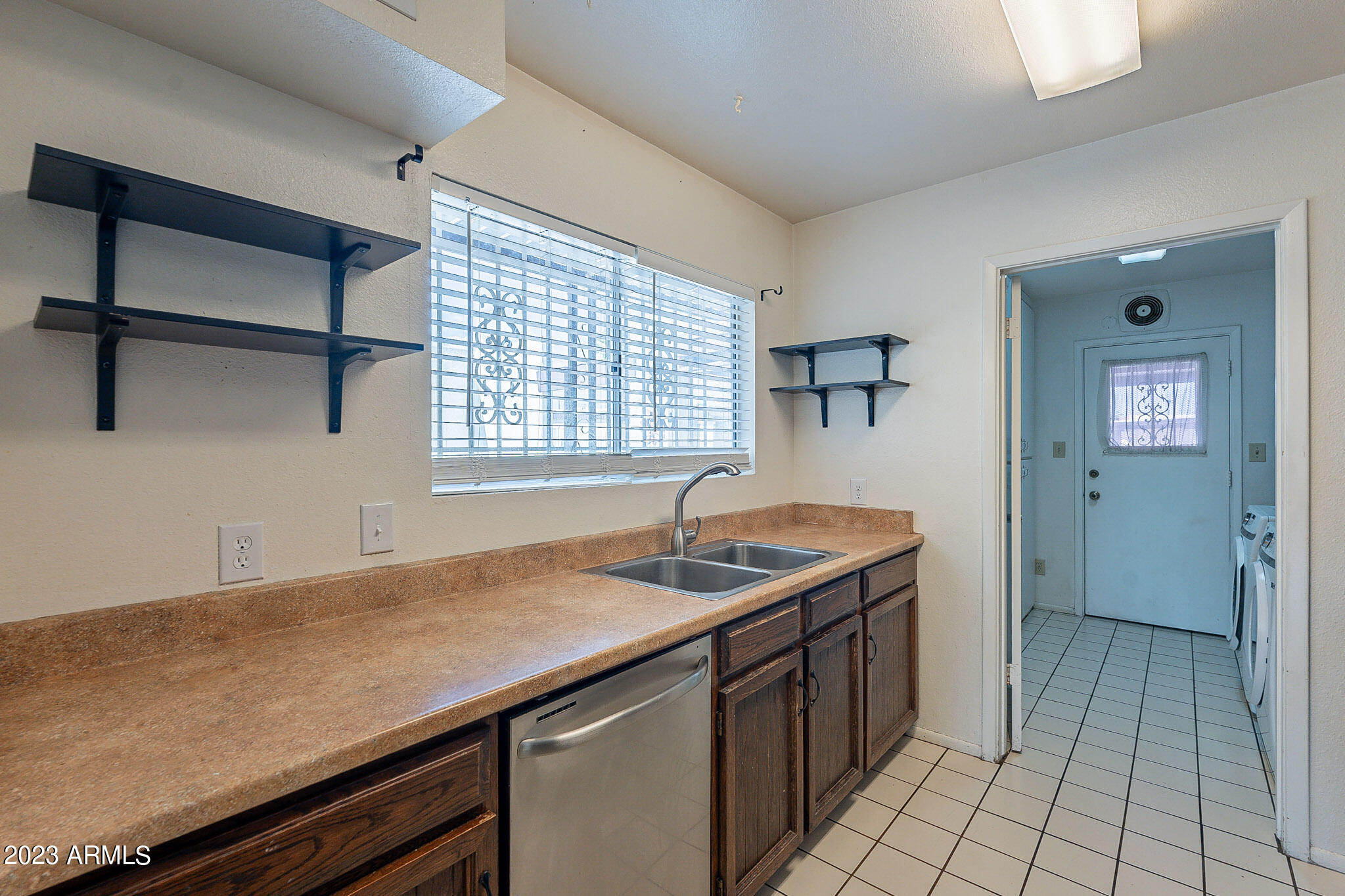 3007 West Boca Raton Road Phoenix, AZ 85053 - Photo 6 of 31 Boca-10