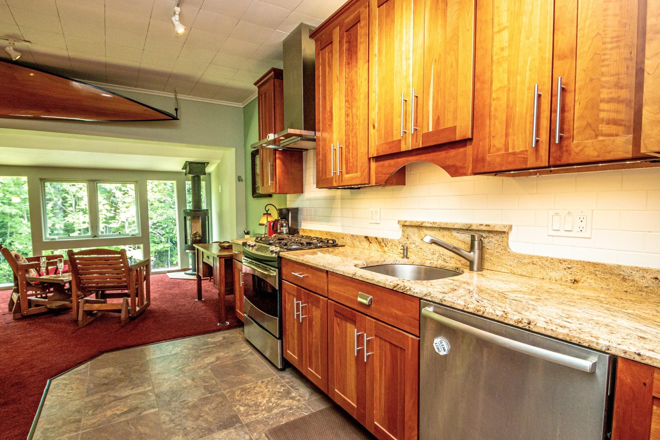 689 Kearsarge Road, Unit 5 Conway, NH 03860 - Photo 14 of 39