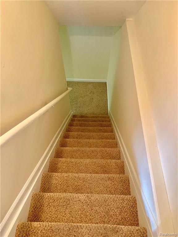 36213 Fredericksburg Road Farmington Hills, MI 48331 - Photo 28 of 29