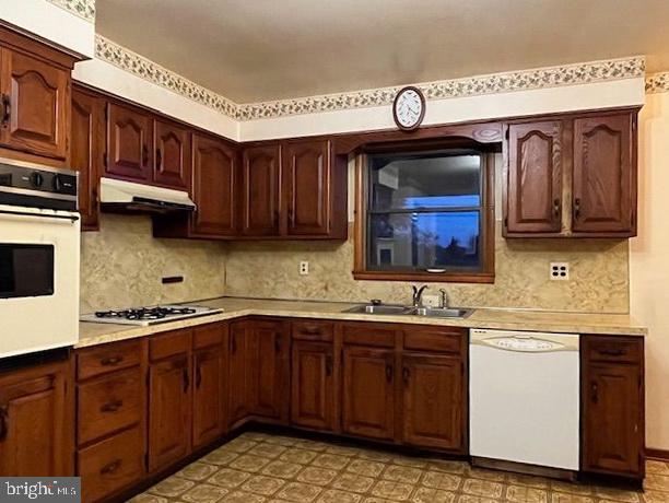 210 Orchard Avenue Delanco, NJ 08075 - Photo 11 of 38 Kitchen