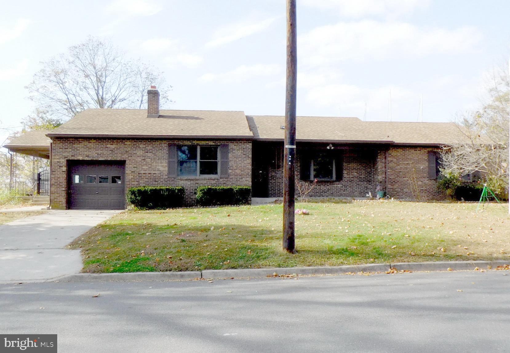210 Orchard Avenue Delanco, NJ 08075 - Photo 2 of 38 Front of House