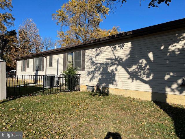 210 Orchard Avenue Delanco, NJ 08075 - Photo 8 of 38 Rear of house