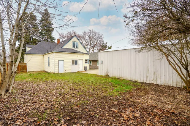 $299,500 | 1106 East 13th Avenue, Spokane, WA 99202