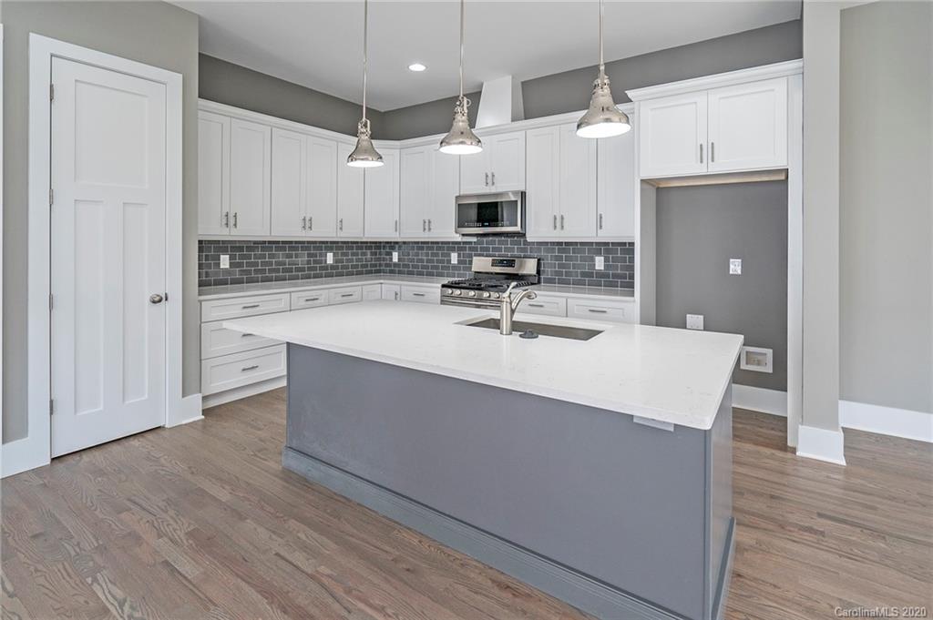 5218 Valley Stream Road Charlotte, NC 28209 - Photo 4 of 26 Gallery Image 4
