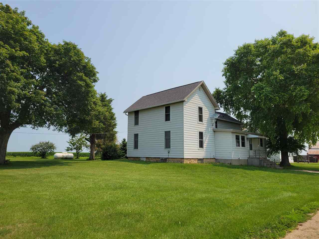 253 South Summer Hill Road Polo, IL 61064 - Photo 1 of 19 253 Summerhill Road