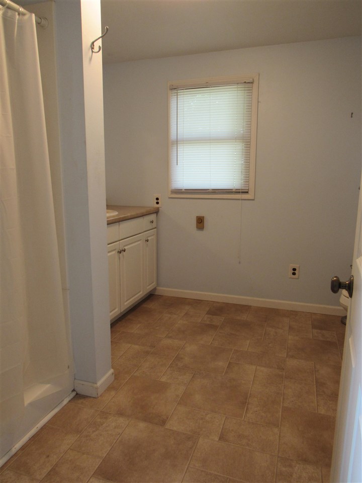 253 South Summer Hill Road Polo, IL 61064 - Photo 5 of 19 Gallery Image 5