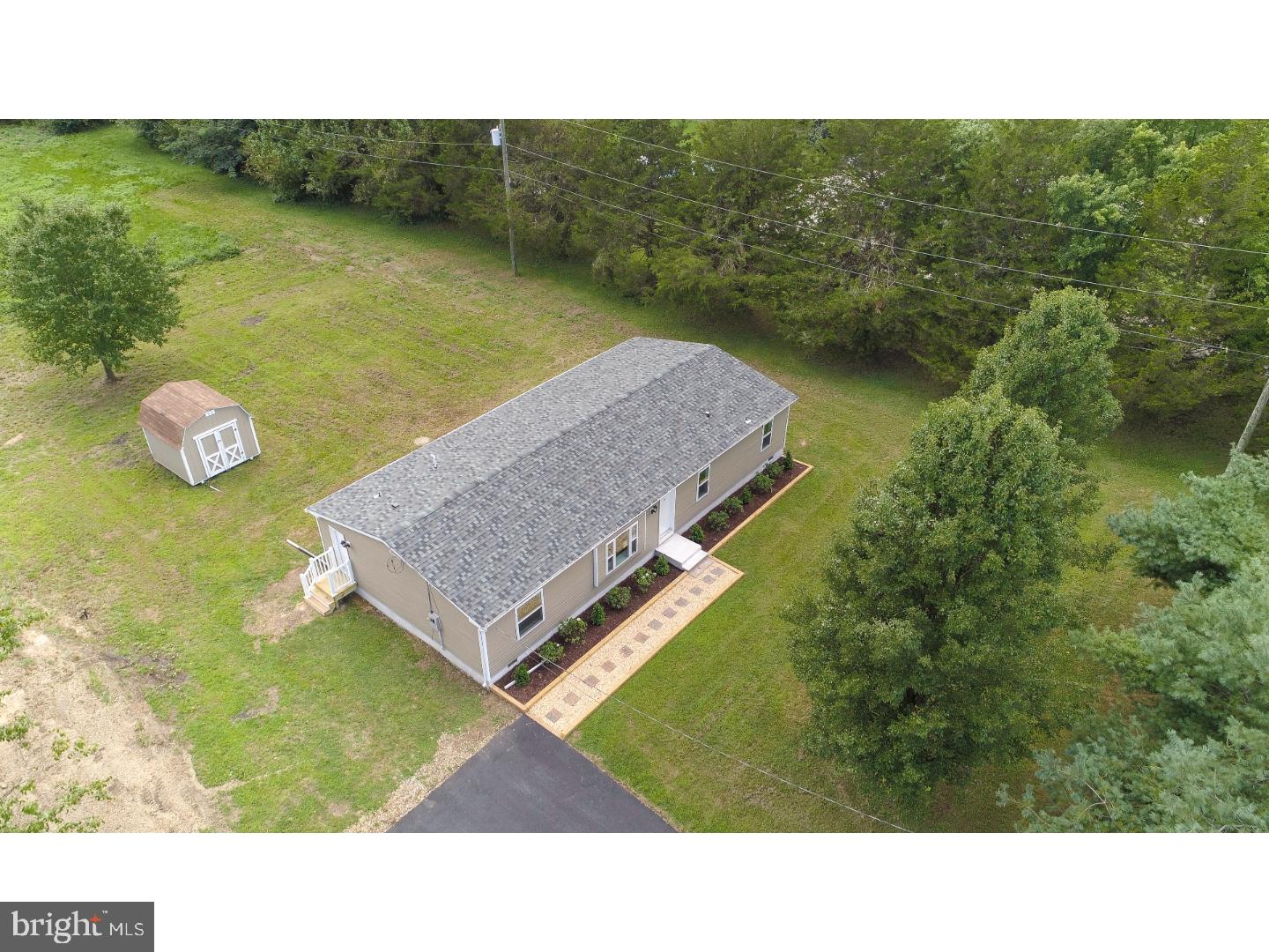 1748 Flora Road Vineland, NJ 08360 - Photo 3 of 23 Gallery Image 3
