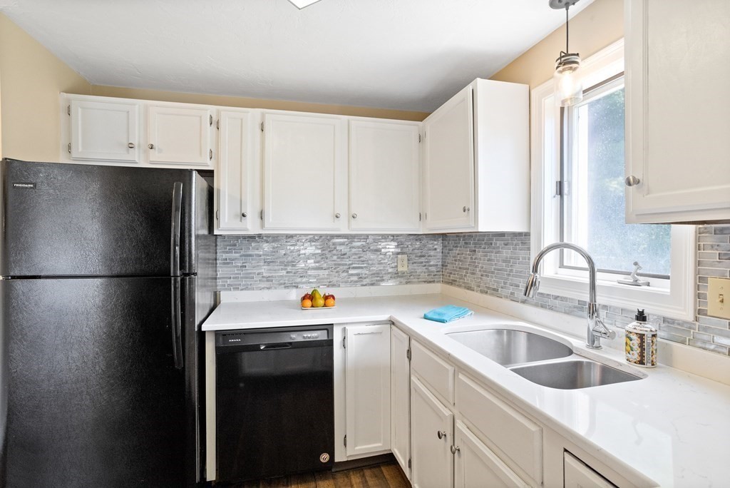 7 Coventry Road, Unit 7 Grafton, MA 01519 - Photo 12 of 33 Gallery Image 12