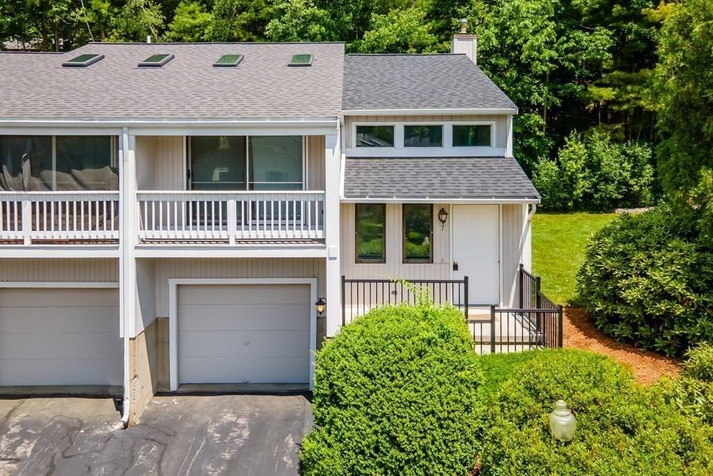 7 Coventry Road, Unit 7 Grafton, MA 01519 - Photo 3 of 33 Gallery Image 3