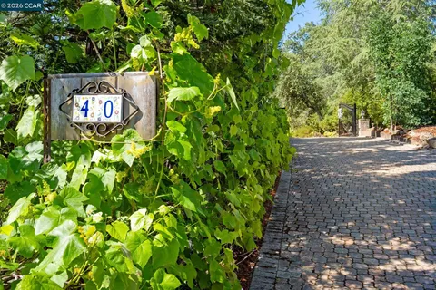 $1,898,000 | 40 Donkey Flats Court, Pleasant Hill, CA 94523