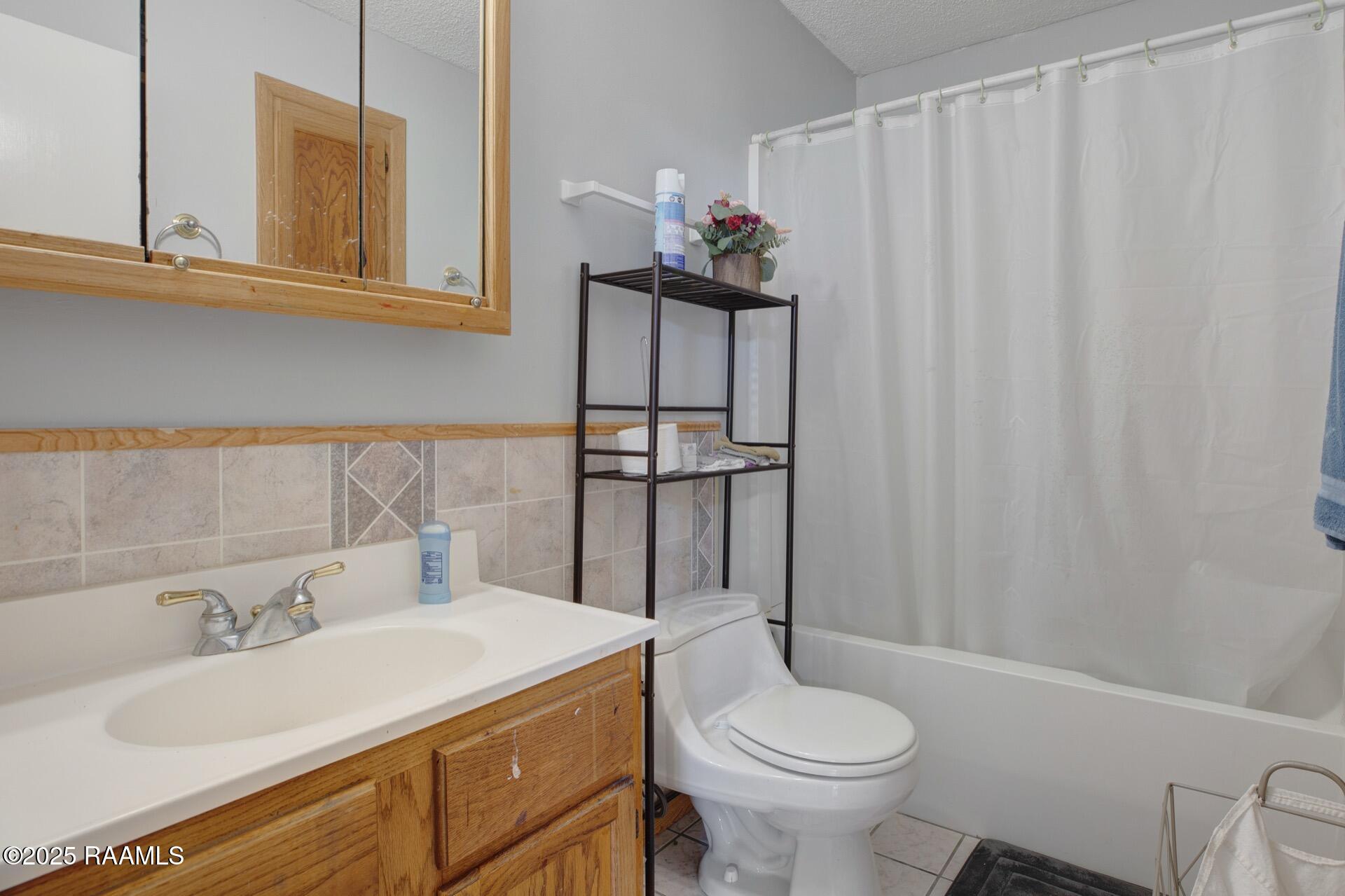 114 Marina Loop Scott, LA 70583 - Photo 9 of 16 114 Marina Loop -9