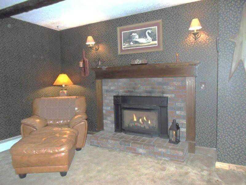115 Albion Road Waterville, ME 04901 - Photo 7 of 22 Living Room. Gas Fireplace