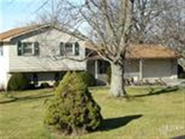 7615 Fritz Road Fort Wayne, IN 46818 - Photo 1 of 30