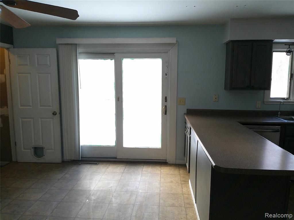 3732 Fish Lake Road Lapeer, MI 48446 - Photo 8 of 19