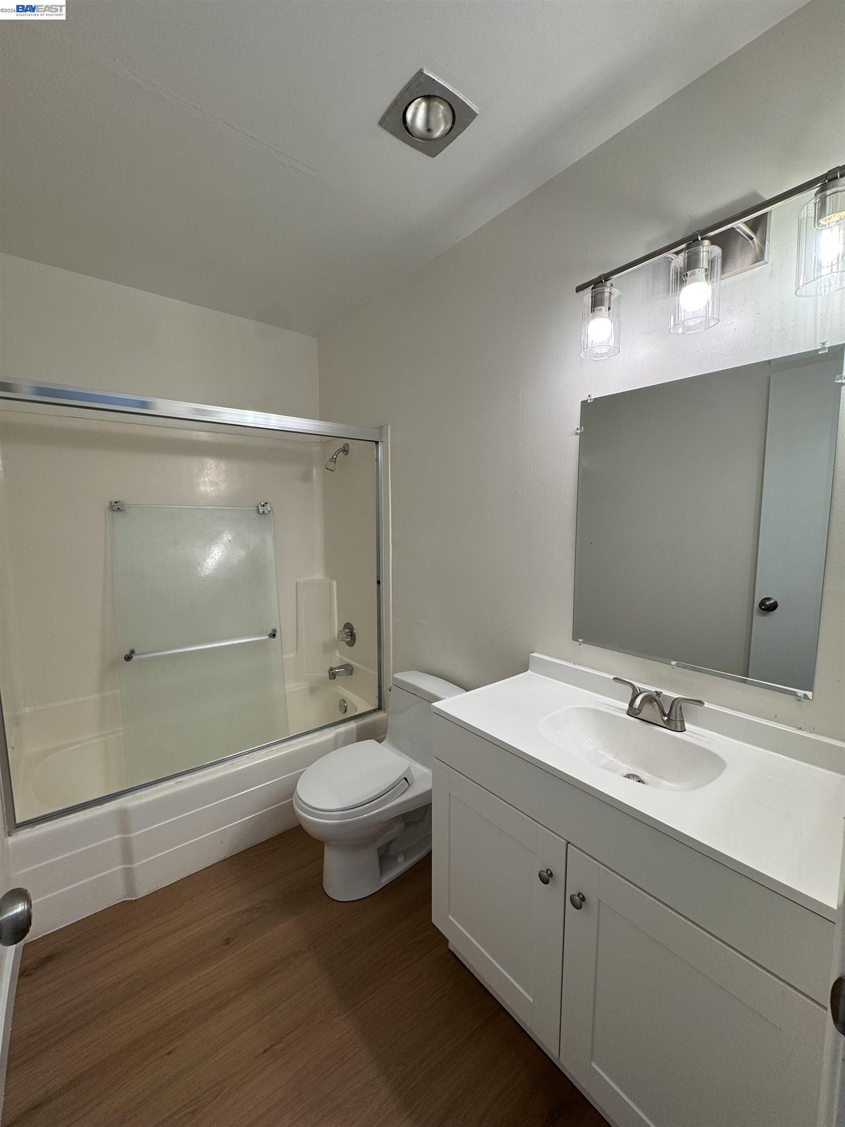 1060 Oak Grove Road, Unit 80 Concord, CA 94518 - Photo 10 of 13 Gallery Image 10