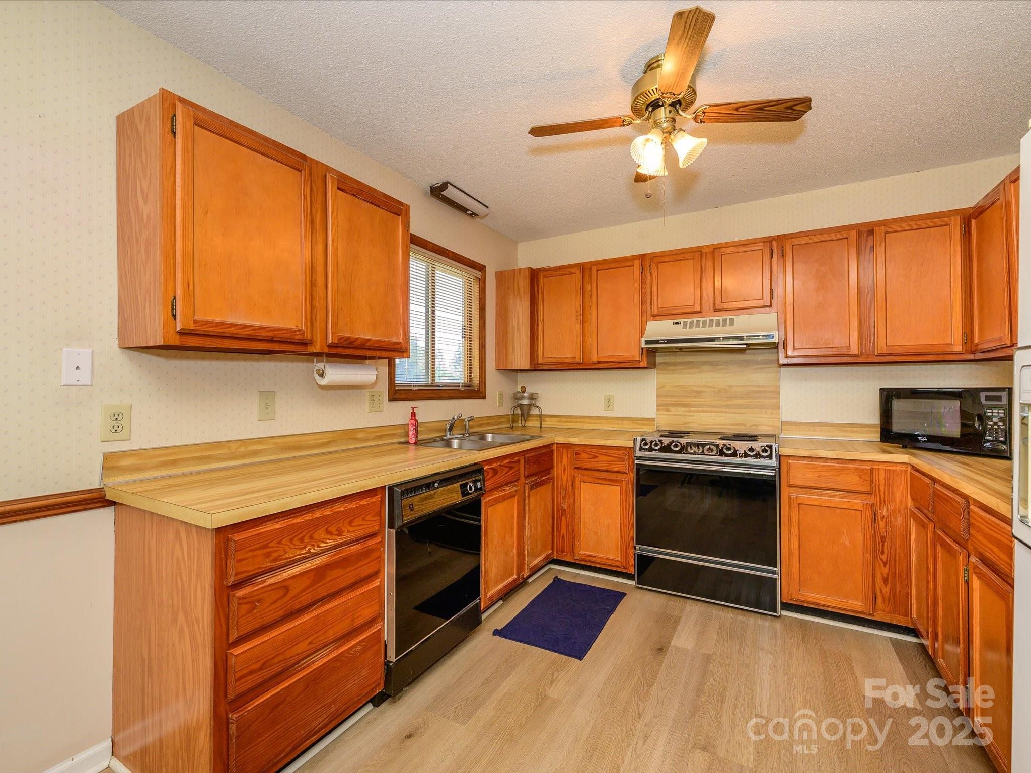 13815 Mayes Road Huntersville, NC 28078 - Photo 8 of 28