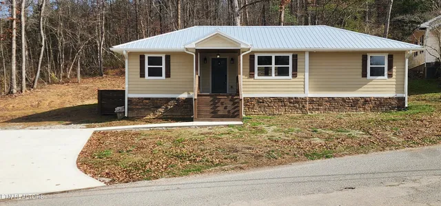$260,000 | 590 Litton Road, Oneida, TN 37841