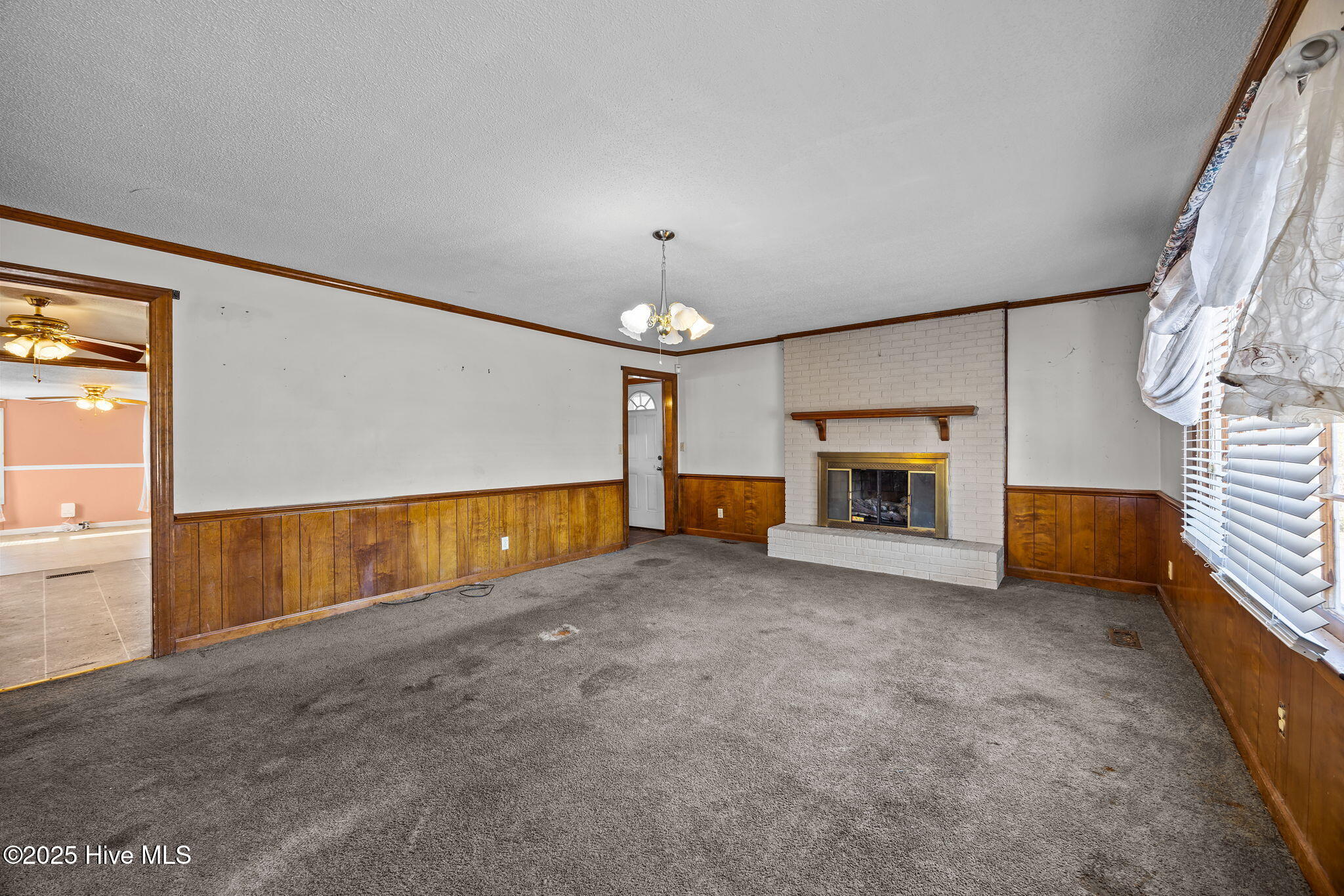 4418 Frog Level Road Winterville, NC 28590 - Photo 5 of 55 Living Room