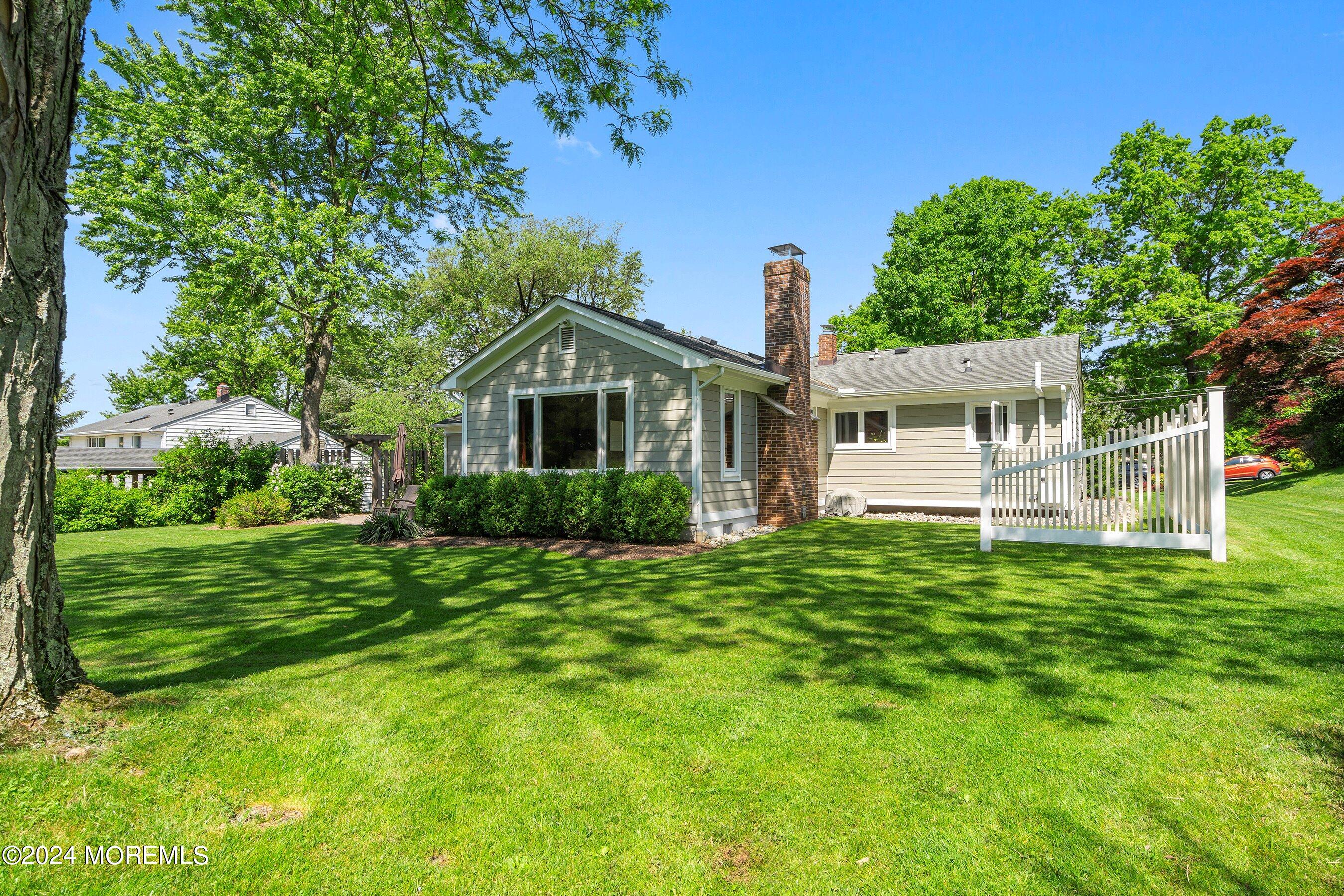 1074 Brown Road Bridgewater, NJ 08807 - Photo 24 of 25 27-Rear Right