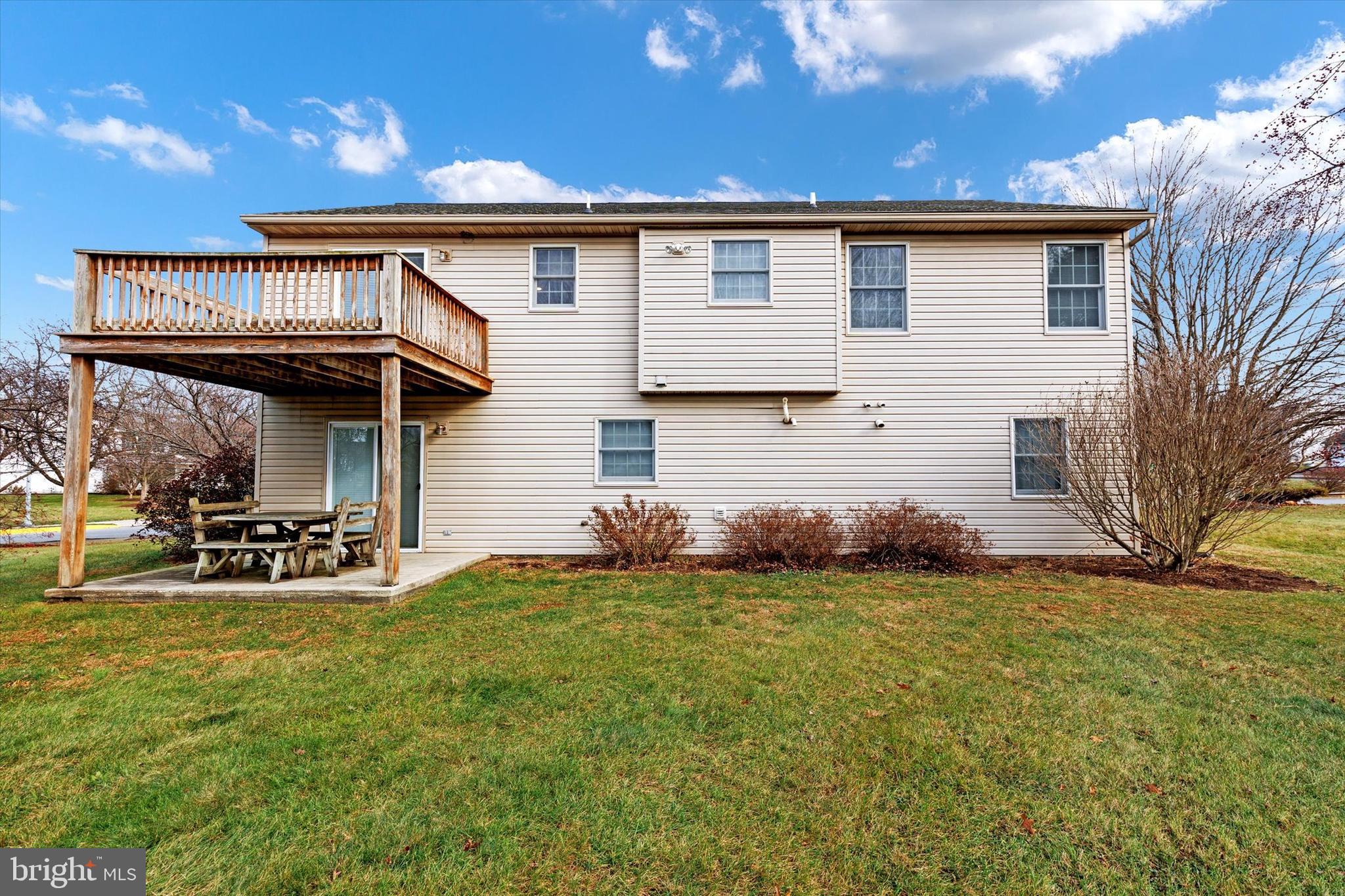 355 Partridge Drive Lititz, PA 17543 - Photo 27 of 27 back view