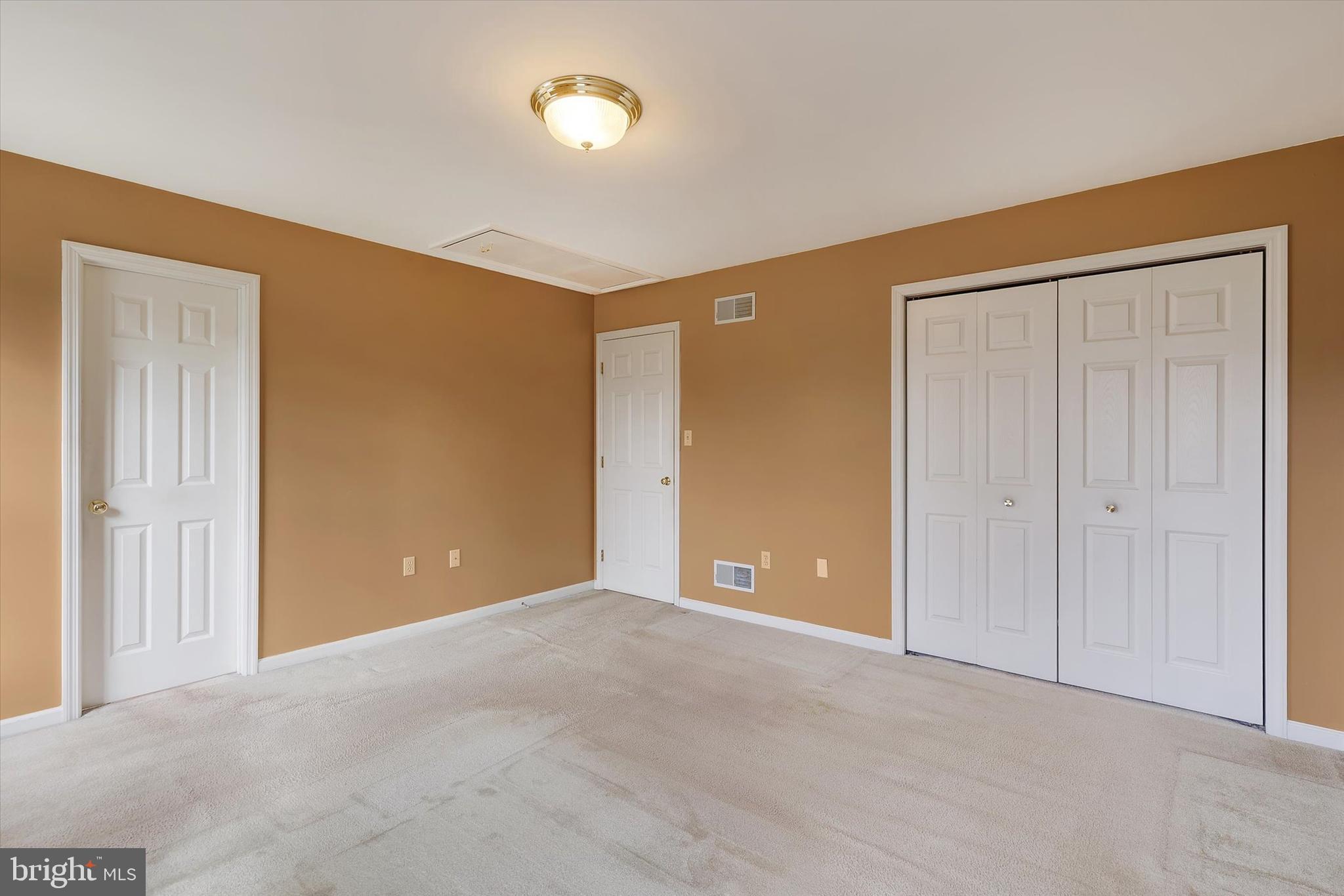 355 Partridge Drive Lititz, PA 17543 - Photo 10 of 27 Primary